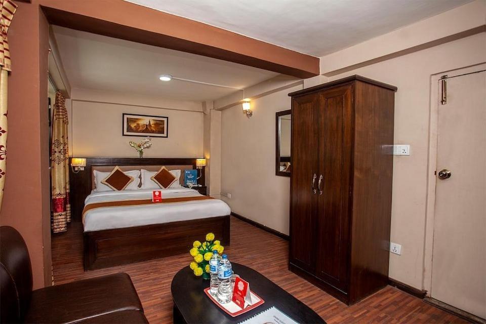 קטמנדו Divine Guest House מראה חיצוני תמונה