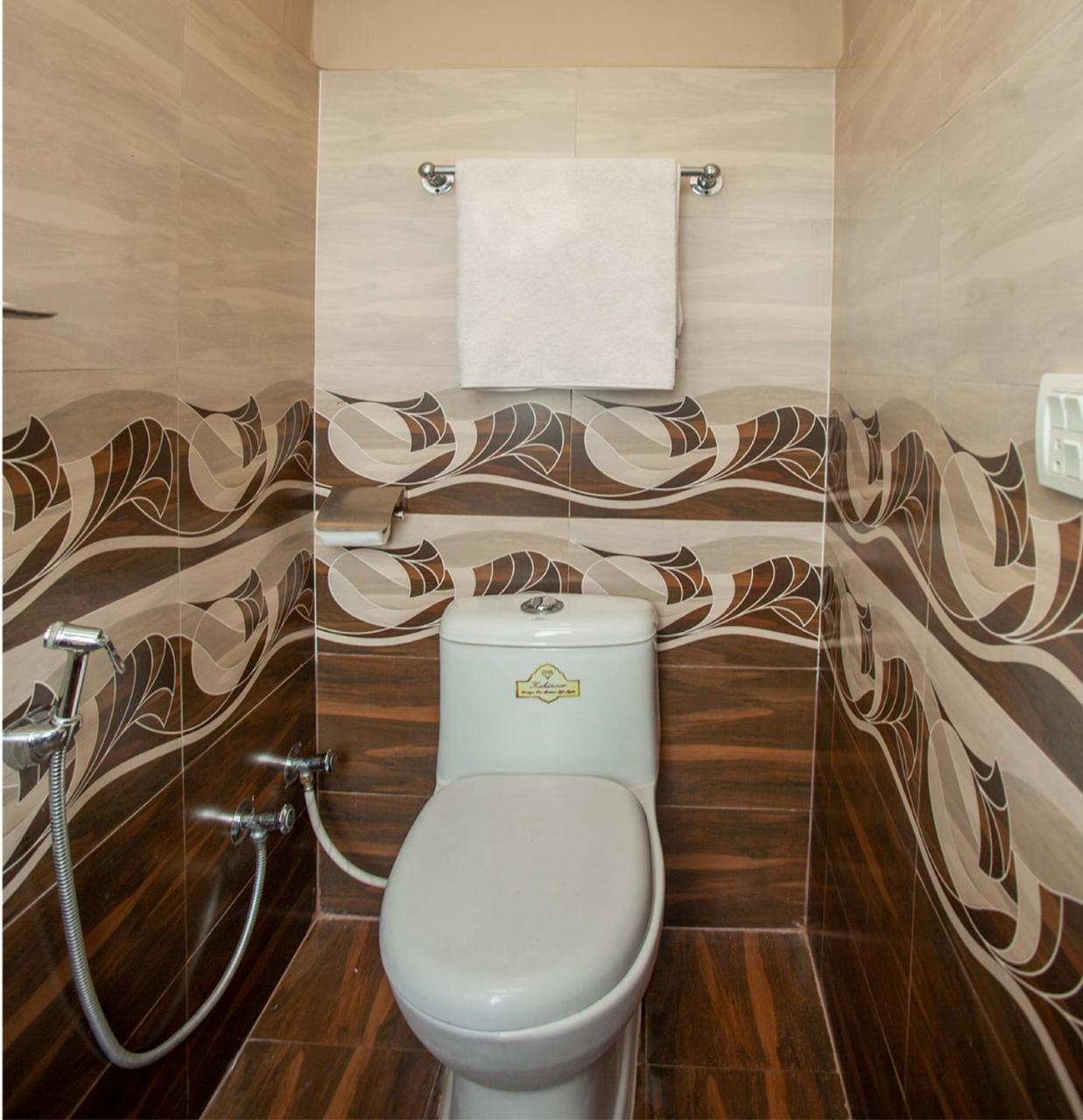 קטמנדו Divine Guest House מראה חיצוני תמונה